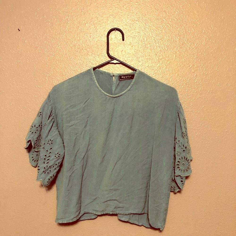 Eyelet Sleeve Denim Crop Top